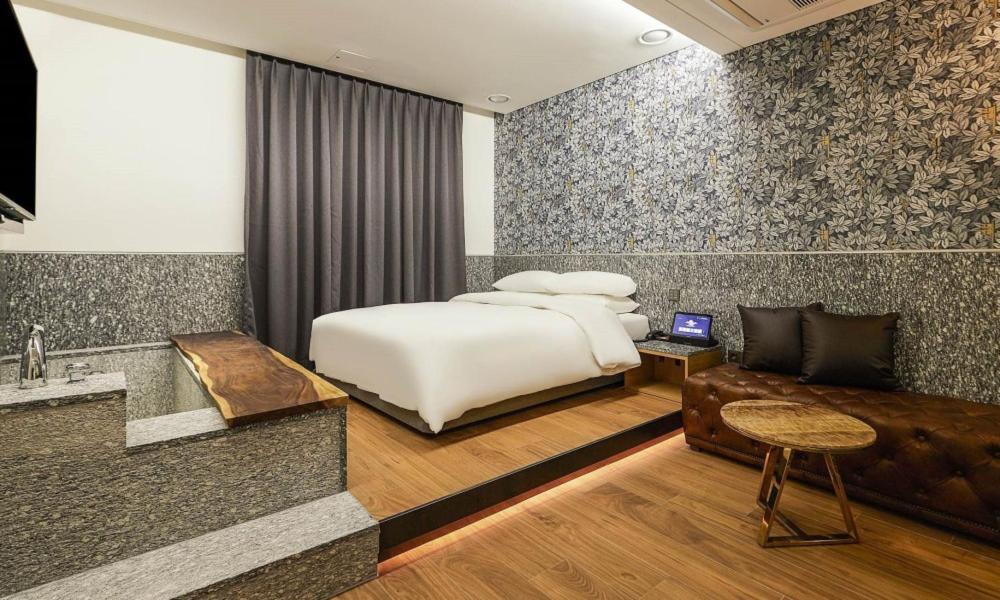 Incheon Guwol Hotel Bay 204 Luaran gambar